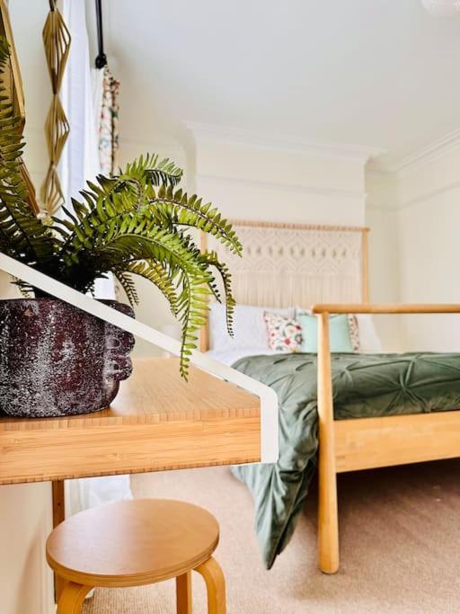 Stylish City Centre House / 3 Bedroom / Family Friendly Белфаст Экстерьер фото